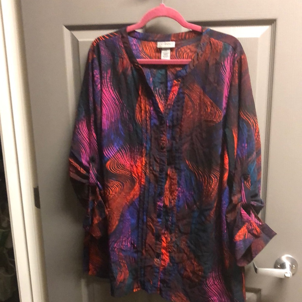 Catherine’s 1X multi colored Top